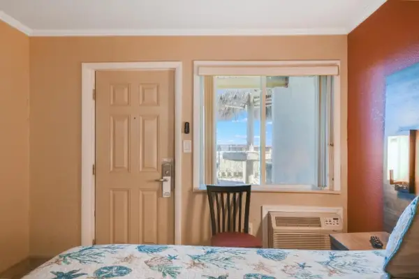 Anthony's on the Beach 7